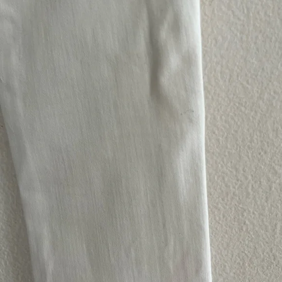 Blank NYC Kids White Jeans - Picture 14 of 15